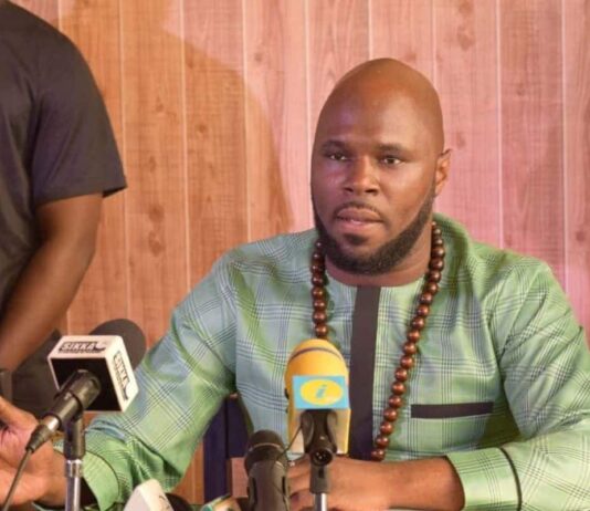 Le panafricaniste Kémi Seba est de nouveau libre