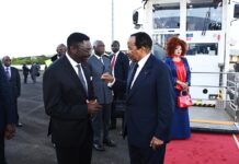 Paul Biya, de retour à Yaoundé. L´arrivée du président Paul Biya à l´aéroport de Yaoundé