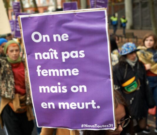 Féminicides : dans le monde, une femme est tuée par un proche toutes les 10 minutes