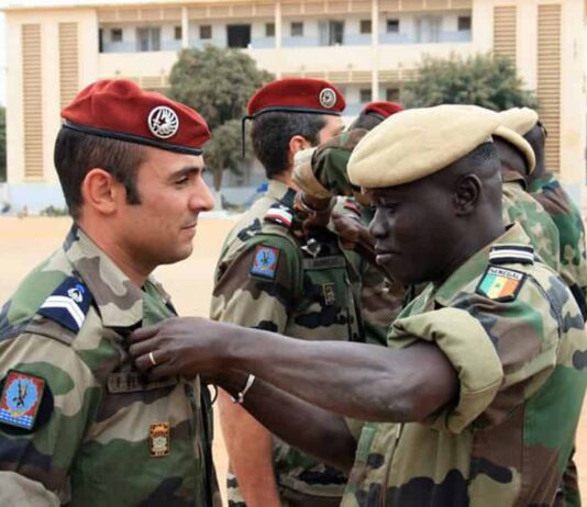 Le Sénégal annonce la fermeture des bases militaires françaises