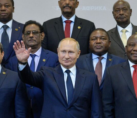 Vladimir Poutine: «soutien total» à l’Afrique.